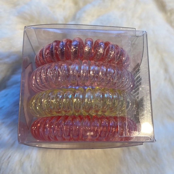 Cosmetic Bundle - Picture 11 of 13